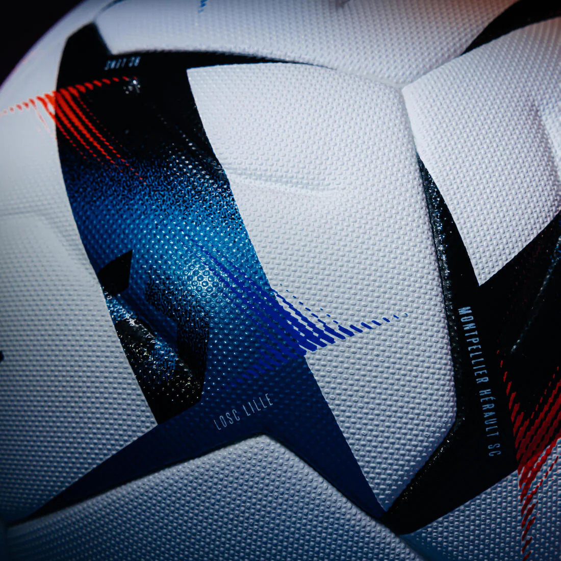 BALLON DE FOOTBALL LIGUE 2 BKT OFFICIEL MATCH BALL 2022 AVEC BOÎTE - Image 13