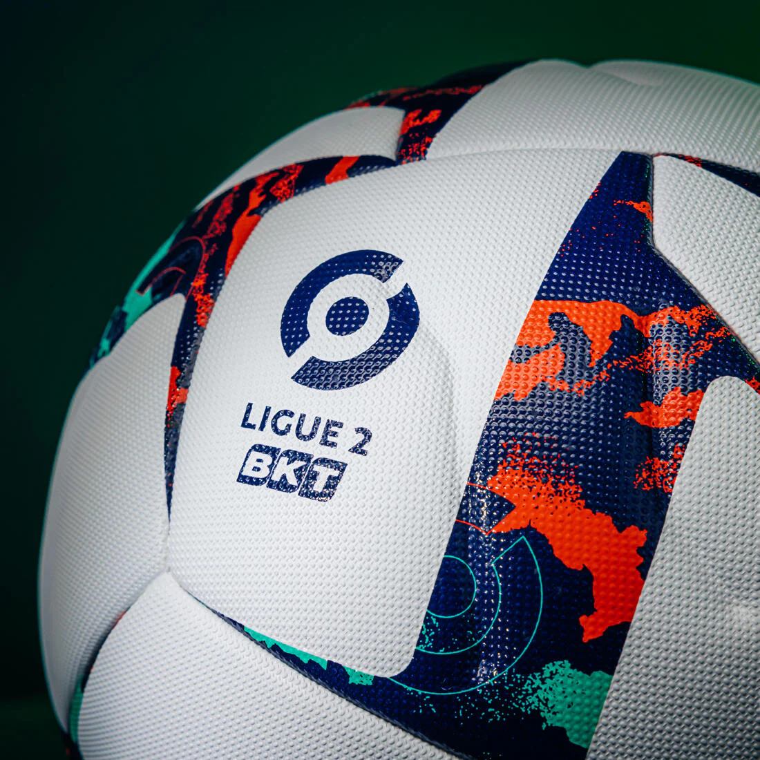 BALLON DE FOOTBALL LIGUE 2 BKT OFFICIEL MATCH BALL 2022 AVEC BOÎTE - Image 6