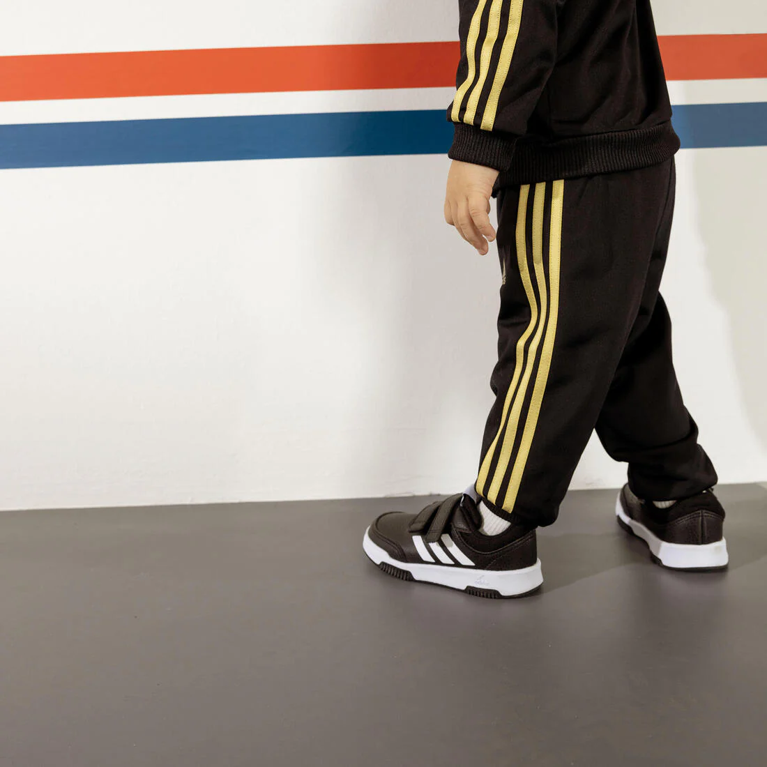 Baskets à scratch bébé - ADIDAS TENSAUR noir/blanc - Image 13