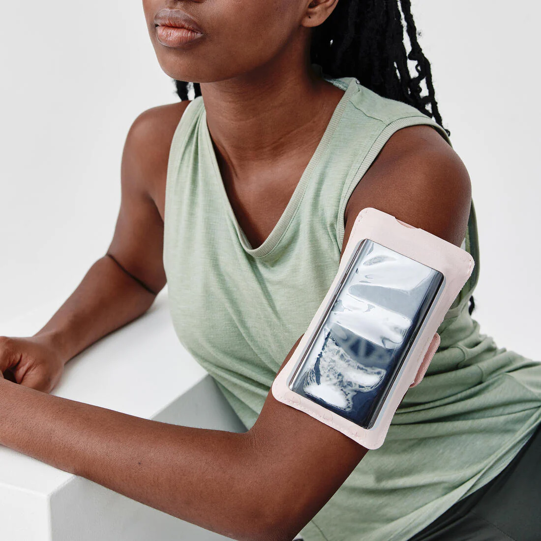 Brassard running smartphone grand téléphone Homme Femme - KIPRUN rose - Image 3