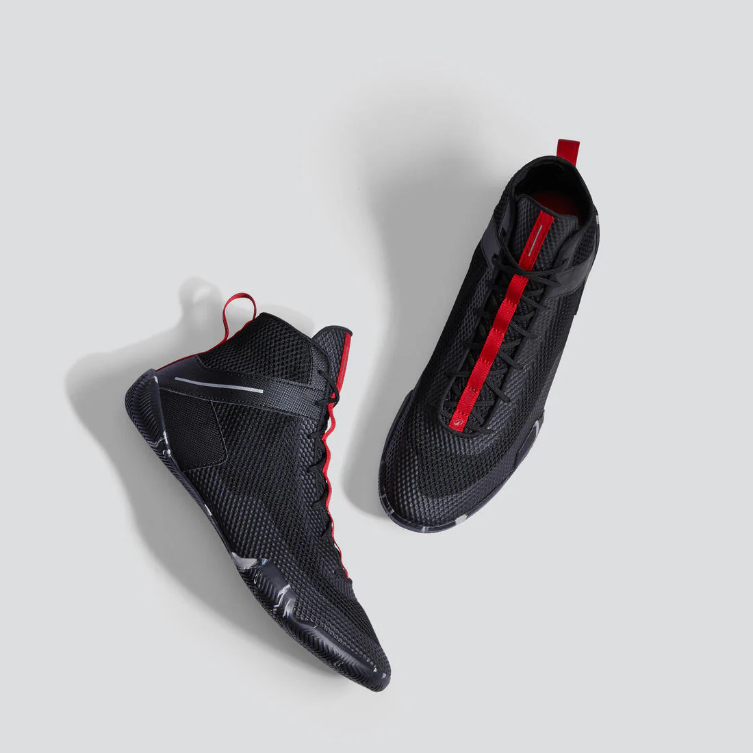 Chaussures de boxe anglaise 500 noires, légères et flexibles. - Image 4
