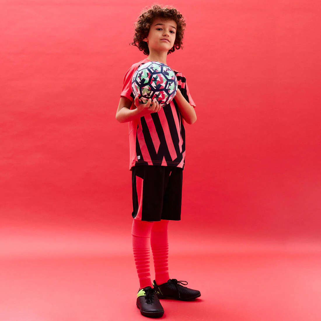 CHAUSSURES DE FOOTBALL ENFANT A LACETS 100 TURF TF NOIR ET JAUNE - Image 12
