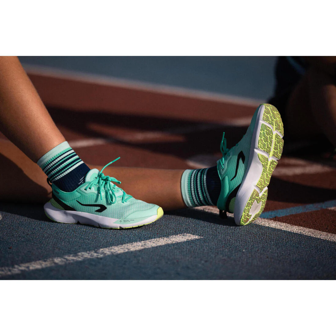 Chaussures de running drop 0 Enfant - KIPRUN KN500 vertes jaunes noires - Image 32