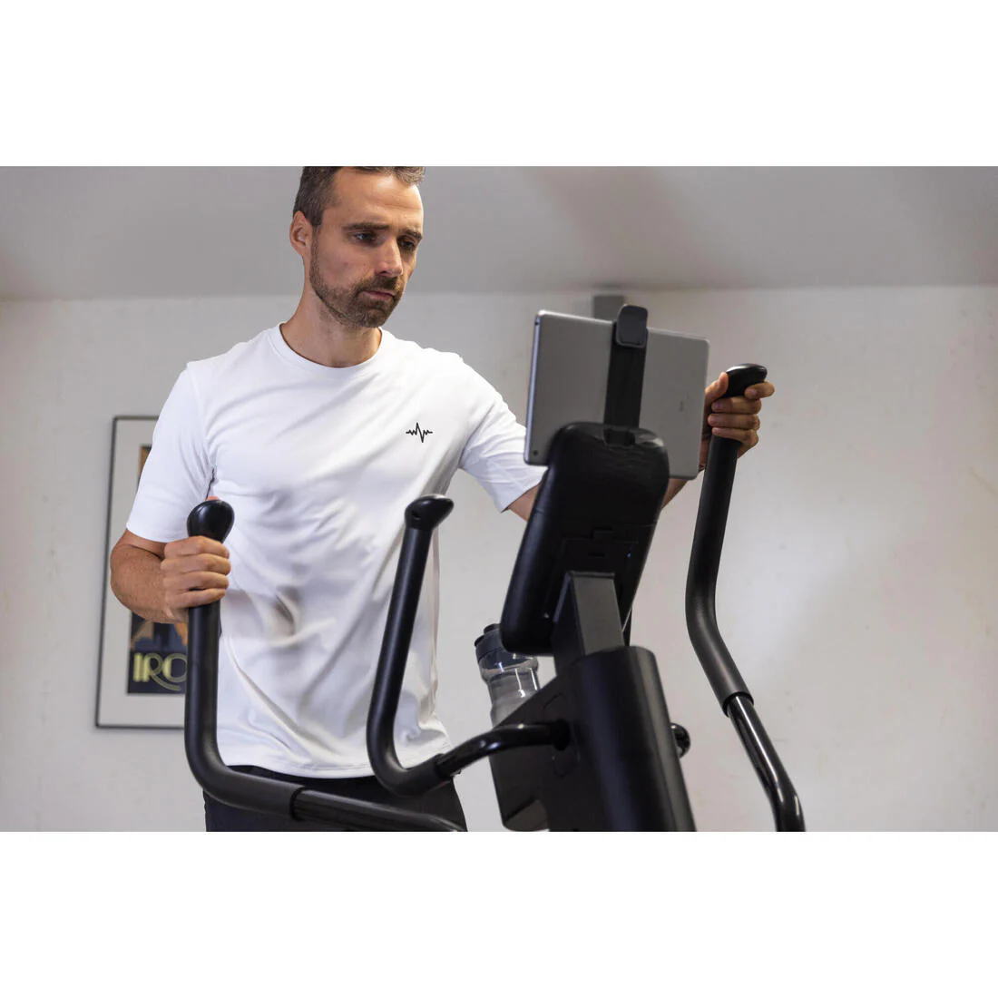 Elliptique roue avant 700 pliable, auto-alimenté et connecté - Image 17
