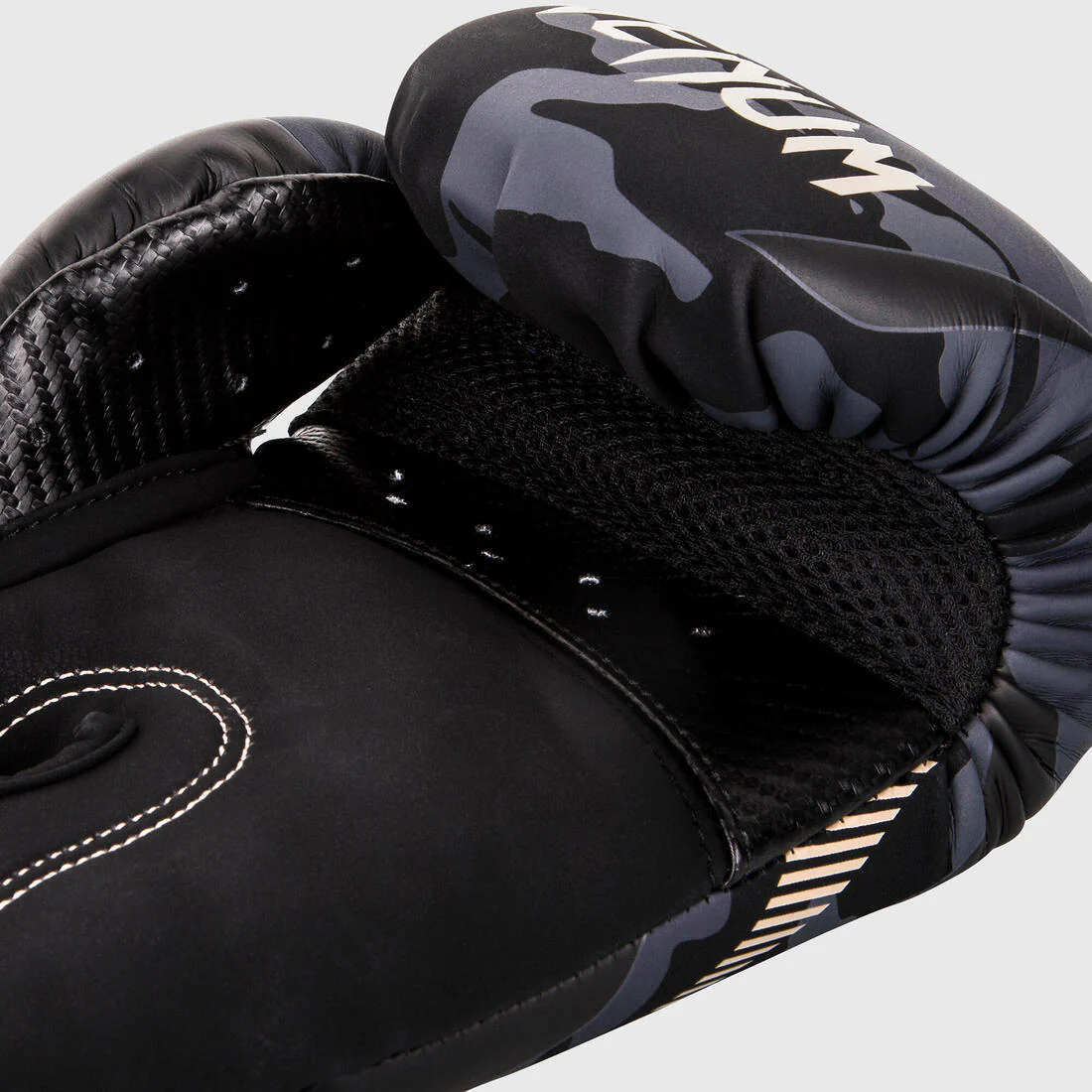 GANTS DE BOXE VENUM IMPACT DARK CAMO - Image 4