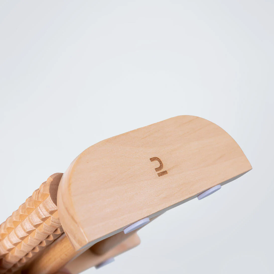 Masseur pieds en bois - Image 3