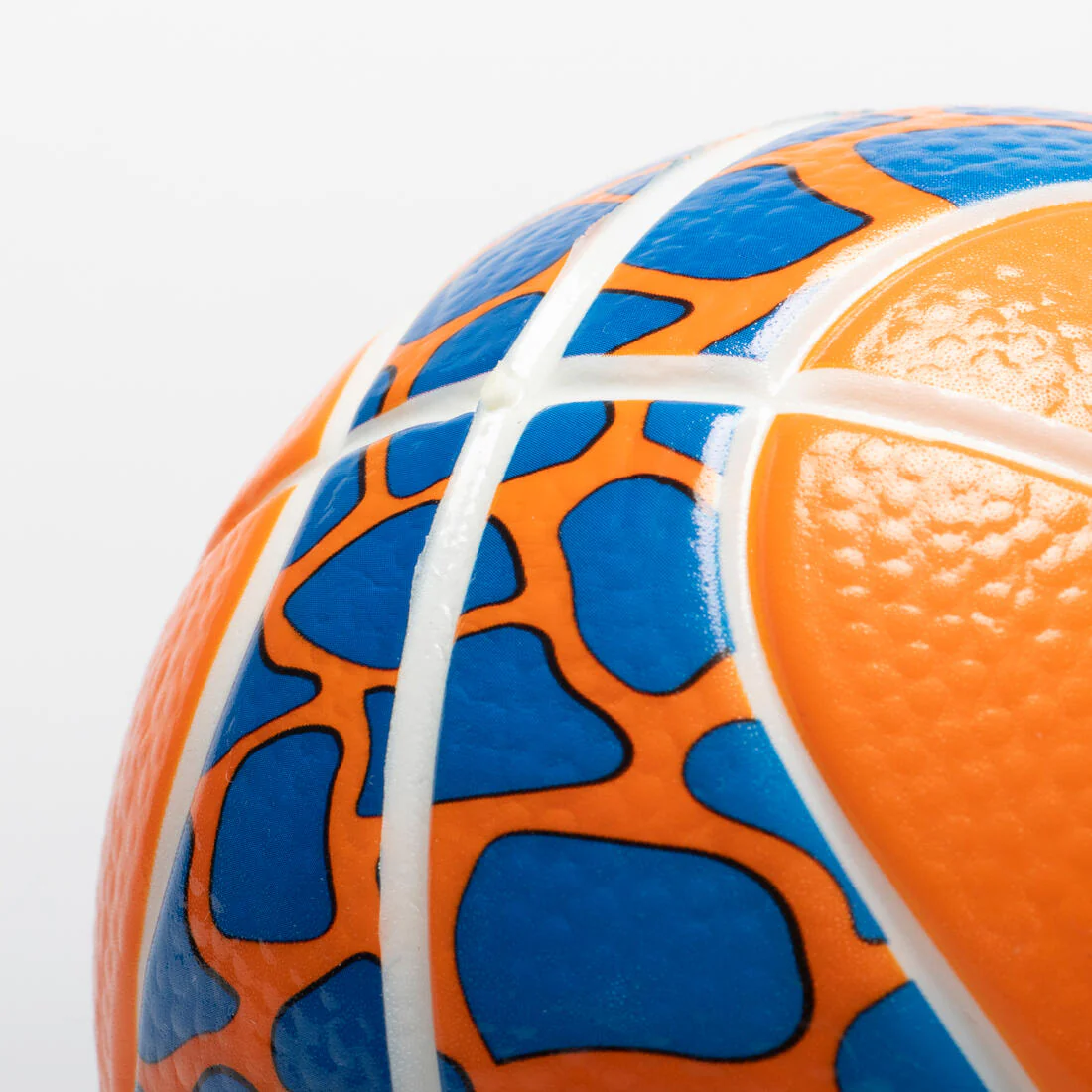 Mini ballon de basketball en mousse taille 1 Enfant - K100 - Image 8