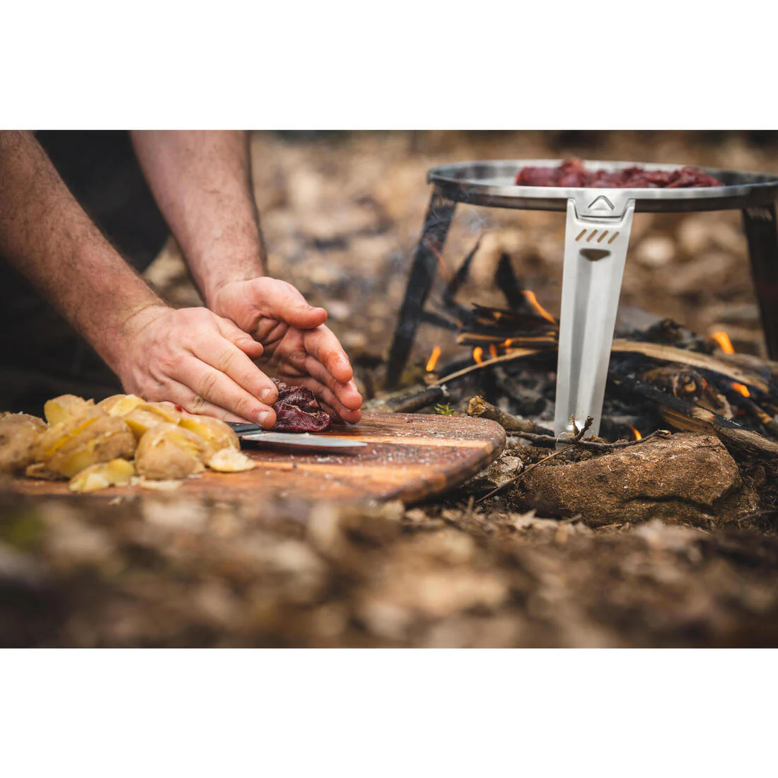 Plancha Poele cuisson sur feu trépied 30 cm Bushcraft acier inoxydable - Image 8