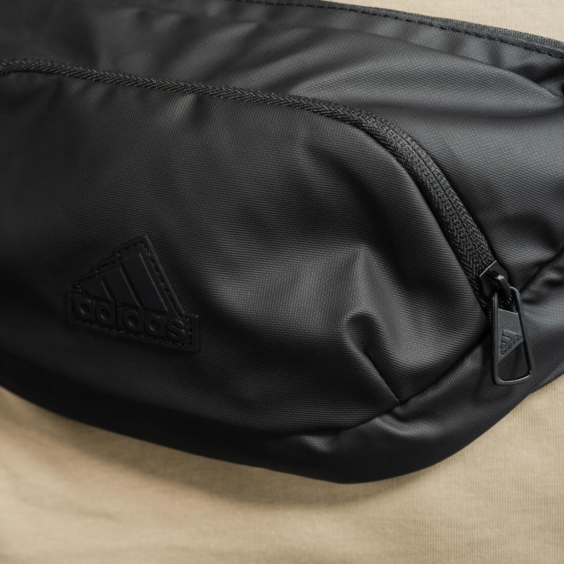 Sac banane 2 poches 2,7L,  noir - Image 8