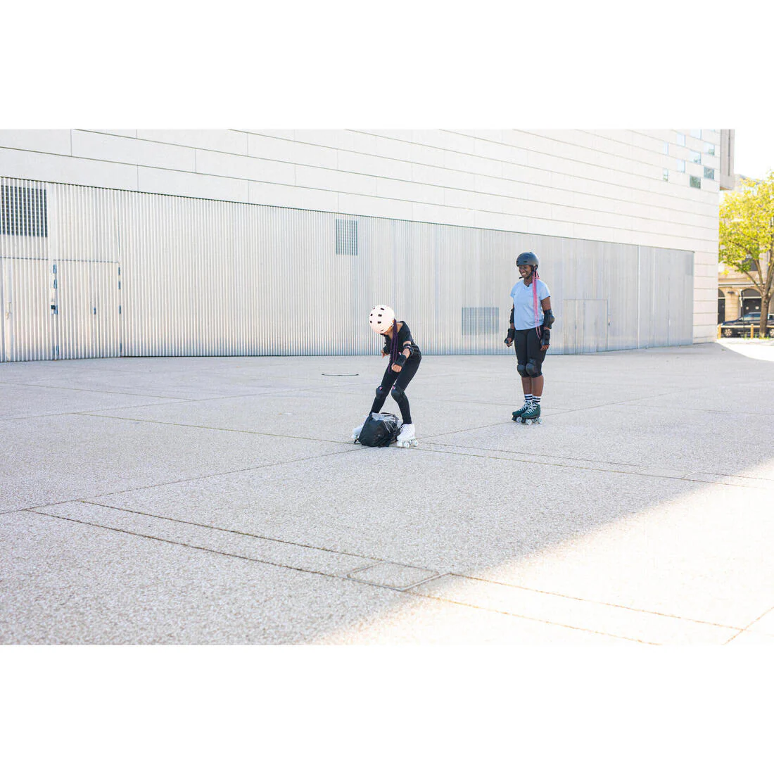 Set de 3x2 protections enfant roller skateboard trottinette 100 noir - Image 13