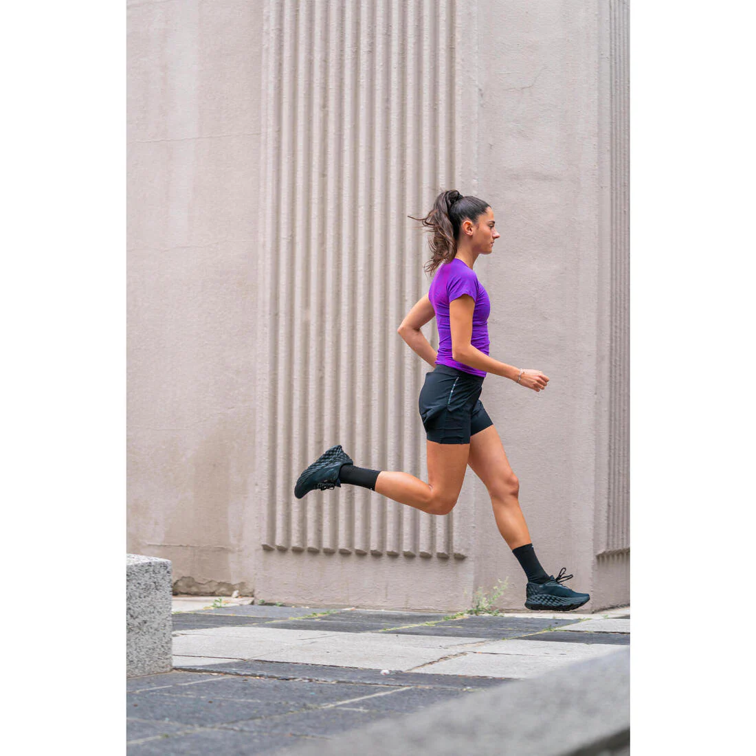 Short 2 en 1 running & trail longue distance femme - kiprun run 900 ultra noir - Image 9