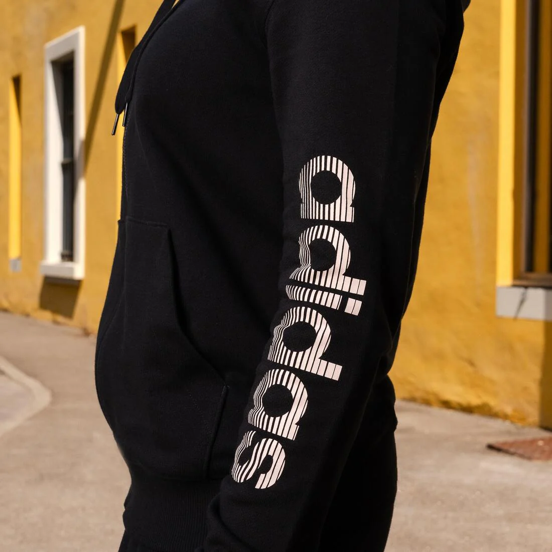 Sweat zippé imprimé Adidas femme - Image 14