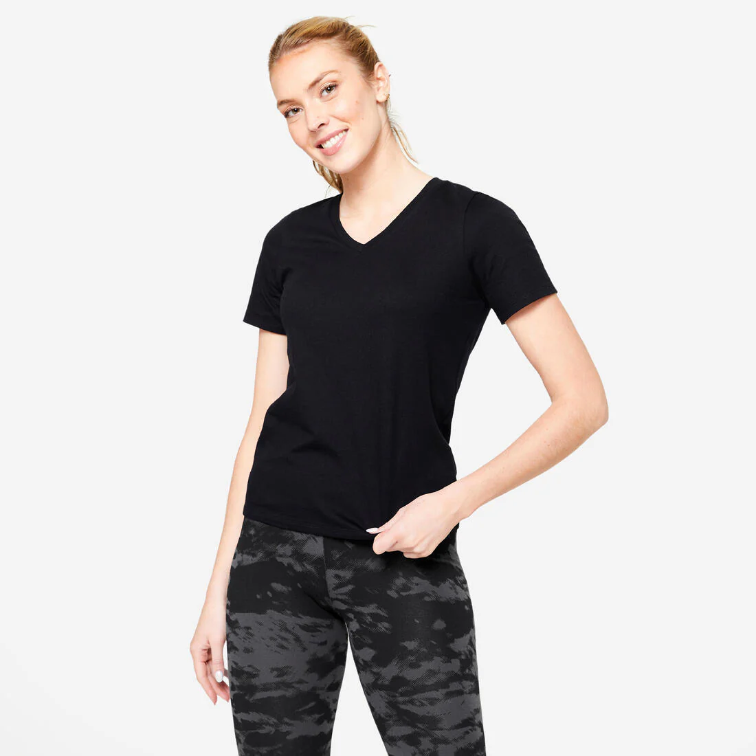 T-shirt col V fitness en coton femme - Image 2