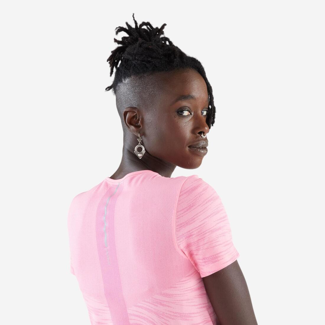 T-shirt running & trail sans couture femme - kiprun run 500 confort - Image 5