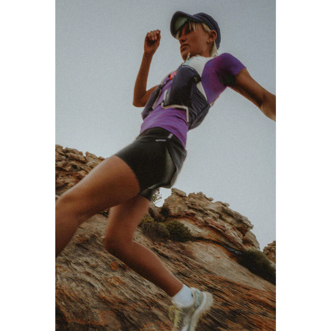 T-shirt running & trail sans couture femme - kiprun run 500 confort slim - Image 34