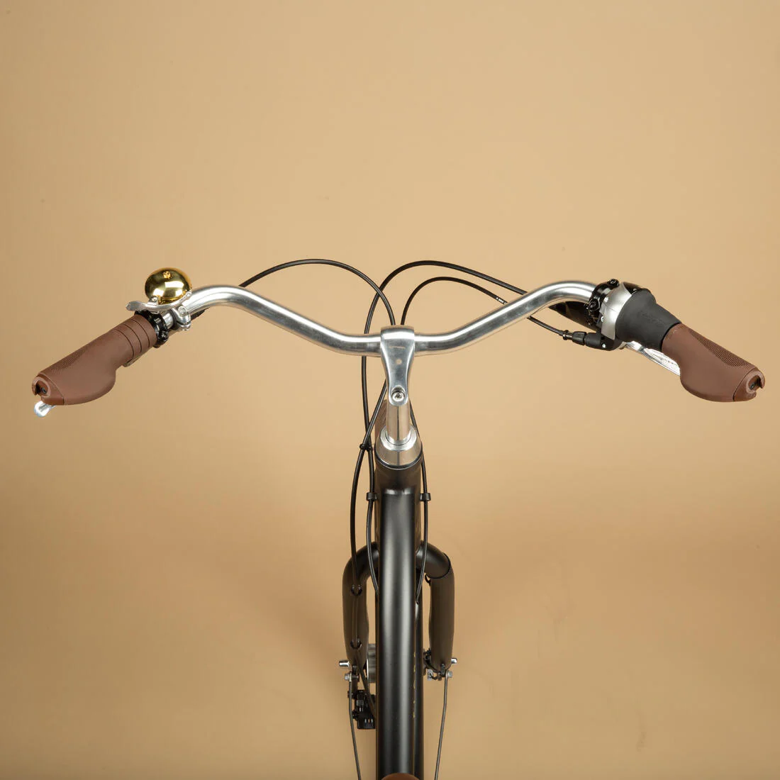 VELO DE VILLE ELOPS 900 cadre bas ALUMINIUM noir - Image 5