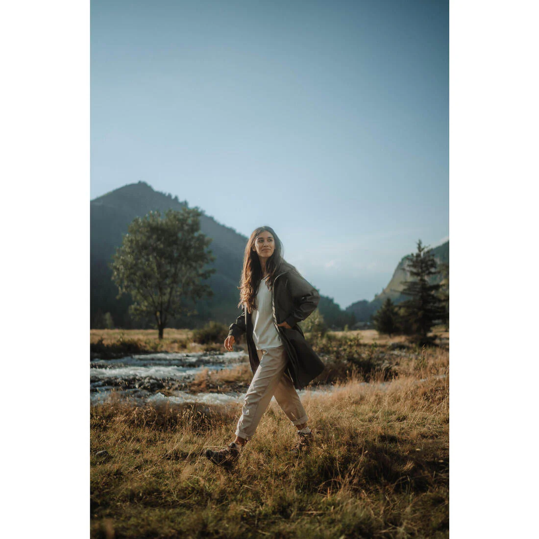 Veste de randonnée imperméable femme, Raincut Longue - Image 46